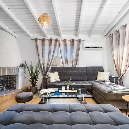 Dennis City Center Elegant Apartment Zakynthos Town Luaran gambar