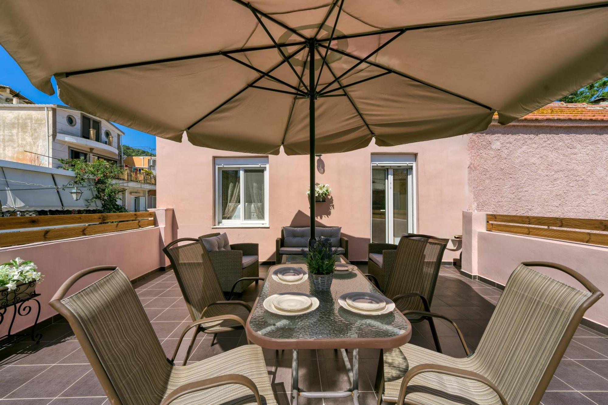 Dennis City Center Elegant Apartment Zakynthos Town Luaran gambar